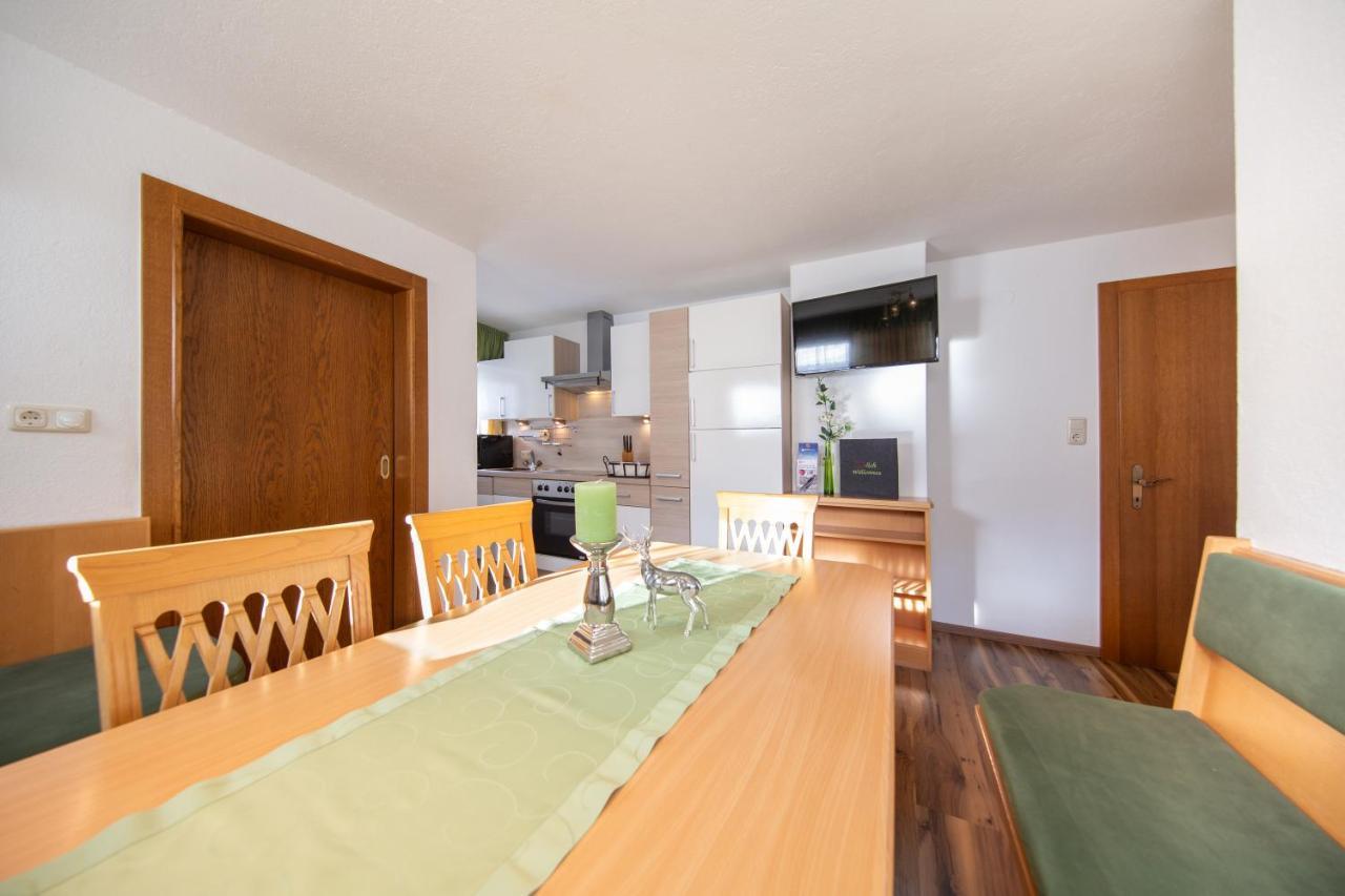 Haus Benjamin Apartment Solden Luaran gambar