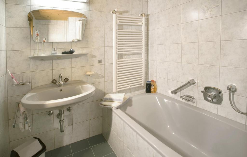 Haus Benjamin Apartment Solden Luaran gambar